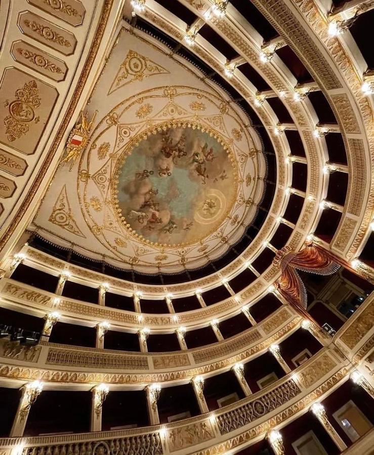 Вилла Dimora Carducci Бари Экстерьер фото